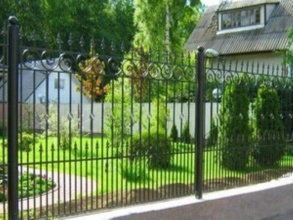 Кованые заборы на ленточном фундаменте 80 метров фото в Томилино