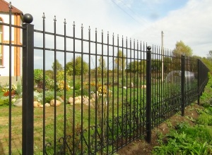 Сварные заборы с забивными столбами  12 метров фото в Томилино